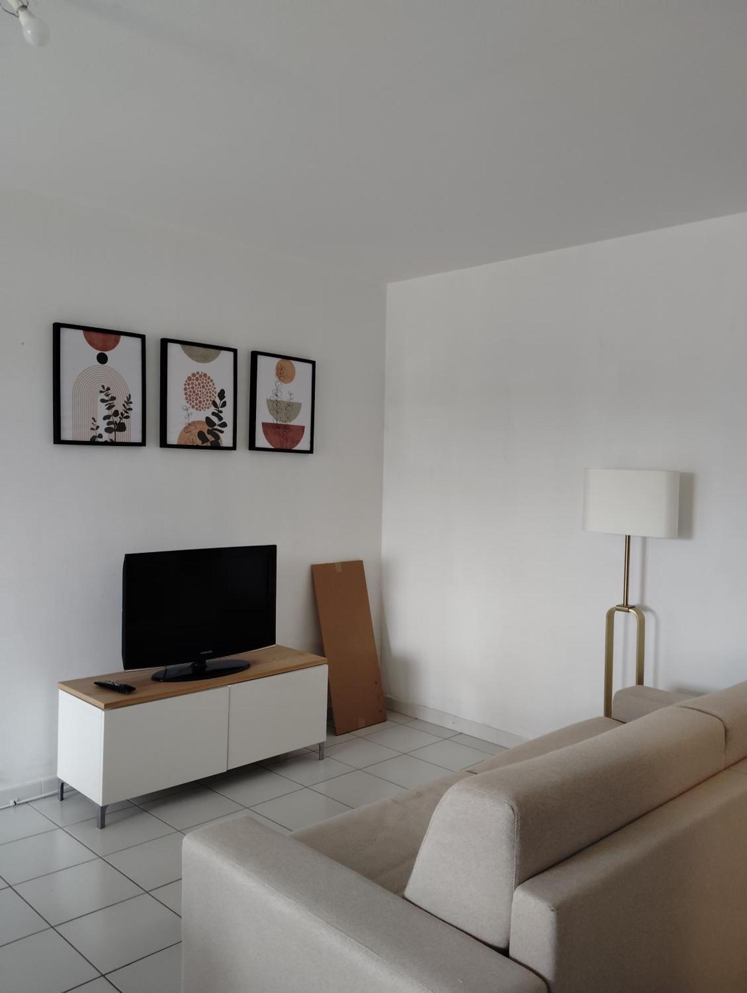 Appartement Climatise Avec Parking A Albi Exteriér fotografie